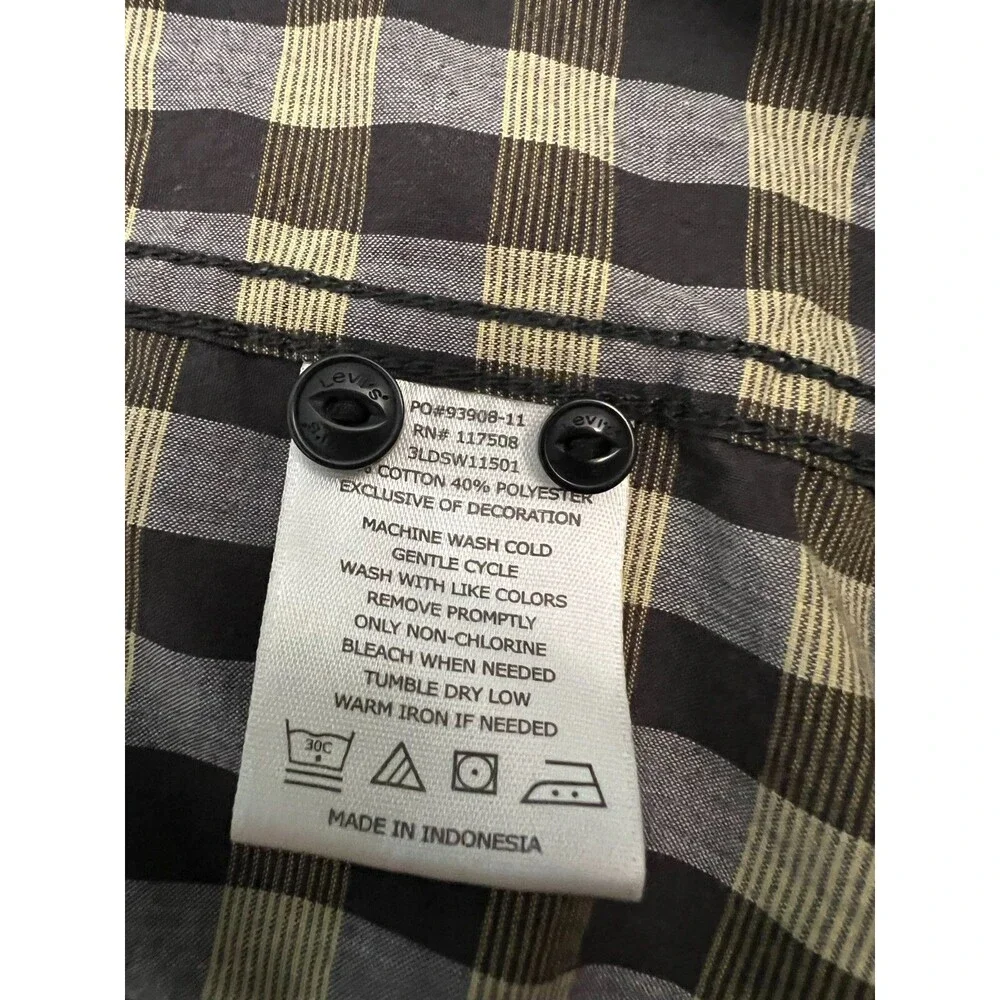 Levi’s Cotton Short Sleeve Shirt Men’s Large plaid green brown fall button up